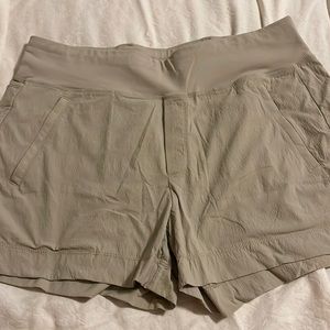 Athleta Trekkie North Shorts